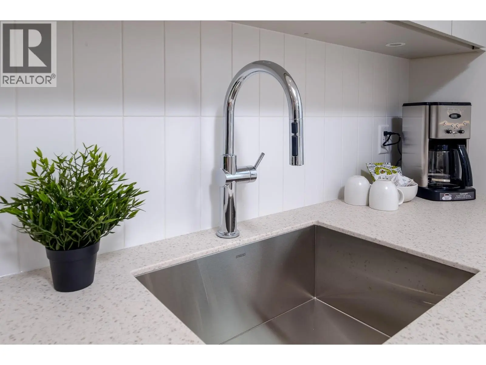 4280 Red Mountain Road Unit# 315. Rossland, British Columbia
