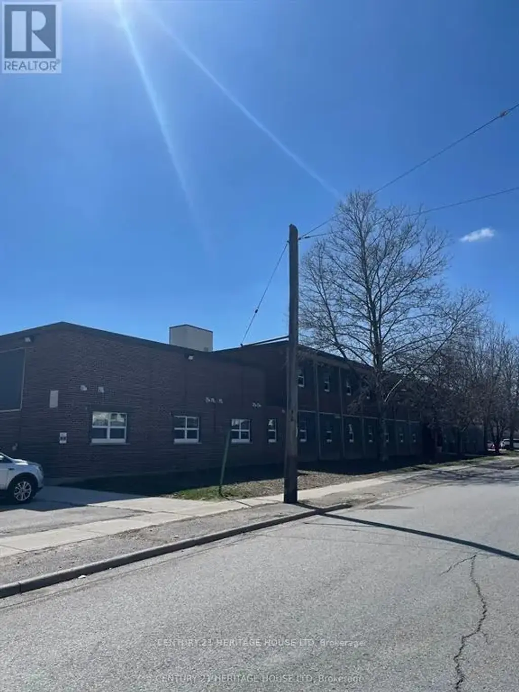 121 - 50 Scott Street, St. Thomas