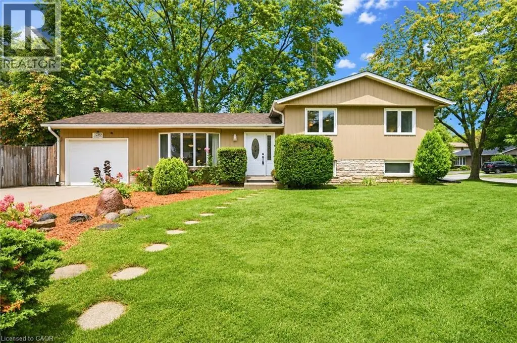 1280 Aldridge Crescent, Burlington