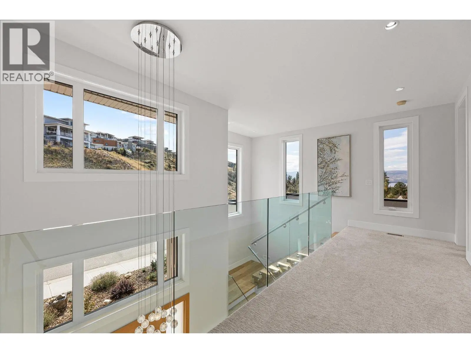 980 Ledgeview Court. Kelowna, British Columbia
