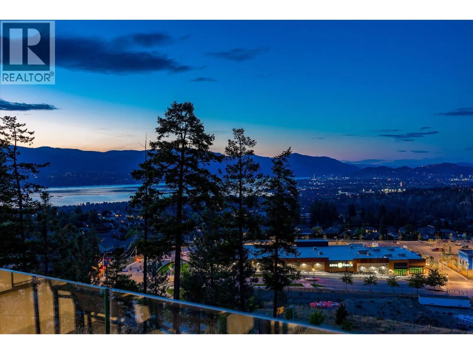980 Ledgeview Court. Kelowna, British Columbia