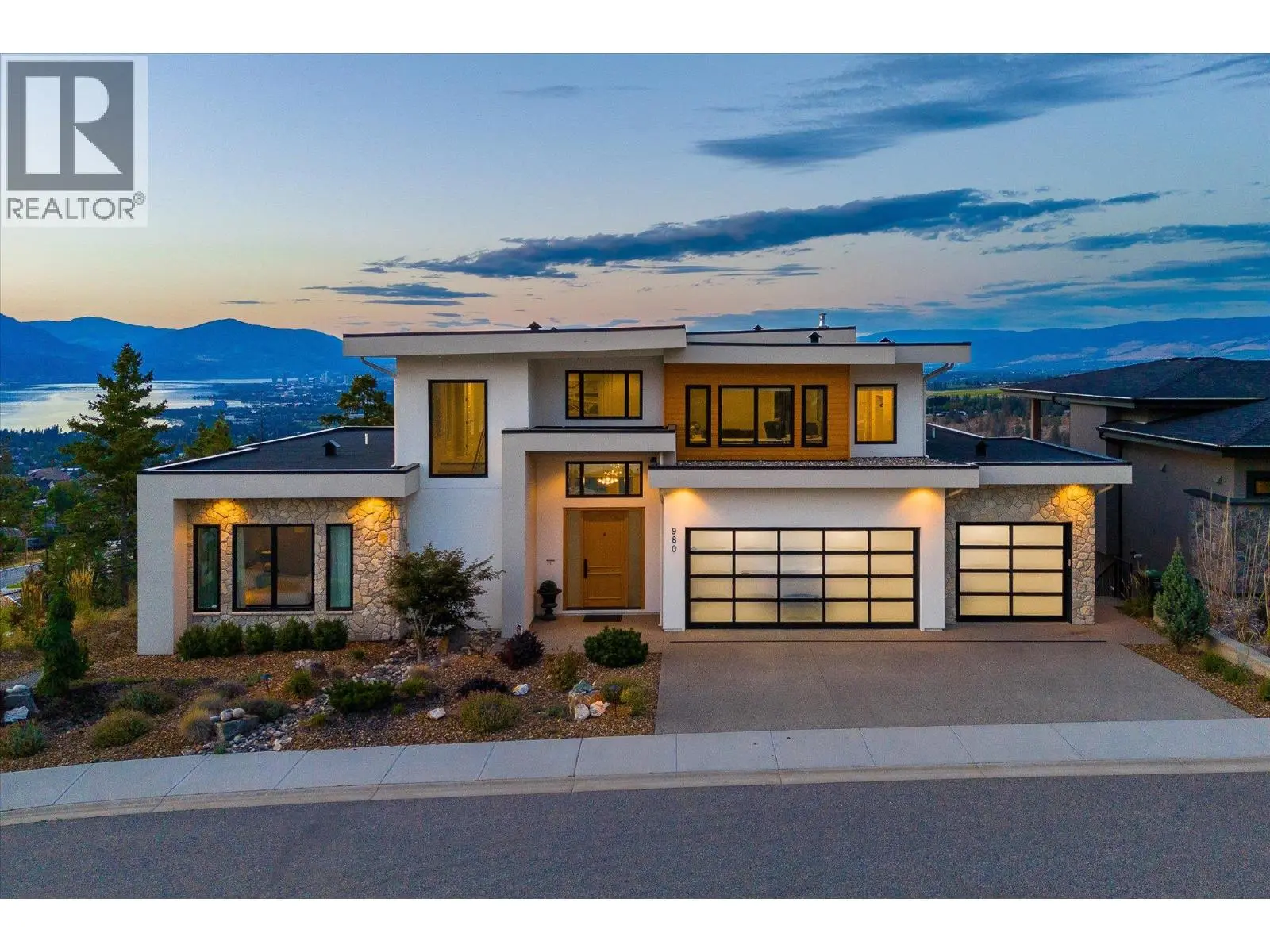 980 Ledgeview Court. Kelowna, British Columbia