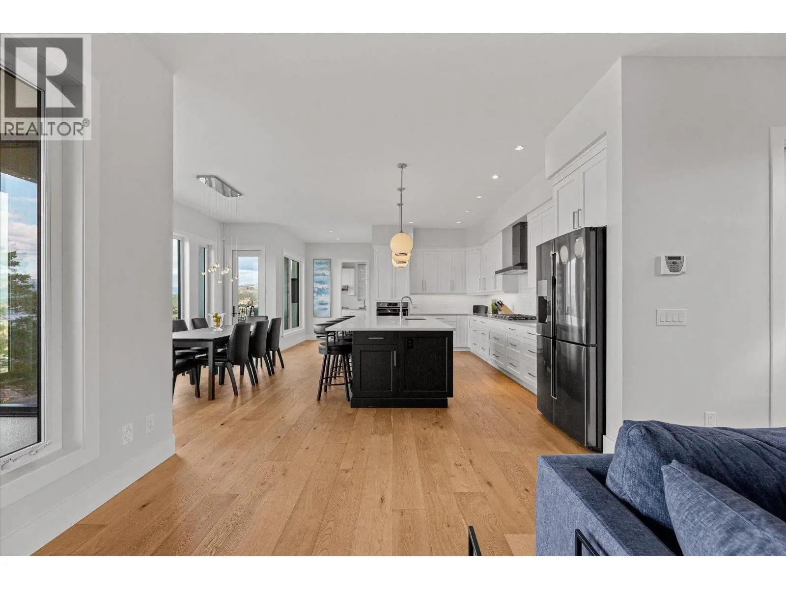 980 Ledgeview Court. Kelowna, British Columbia