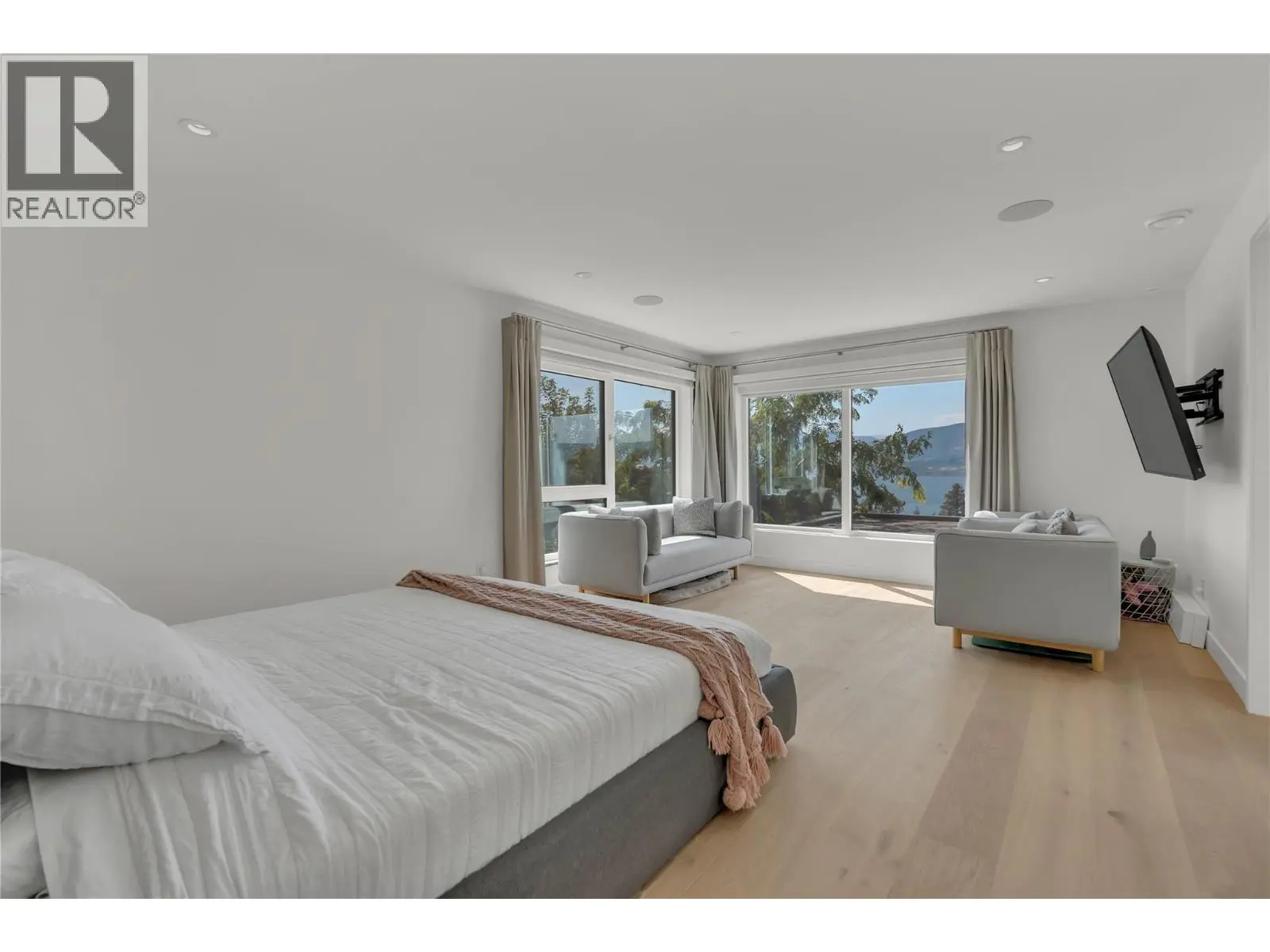 1053 Ohlhausen Road. Penticton, British Columbia