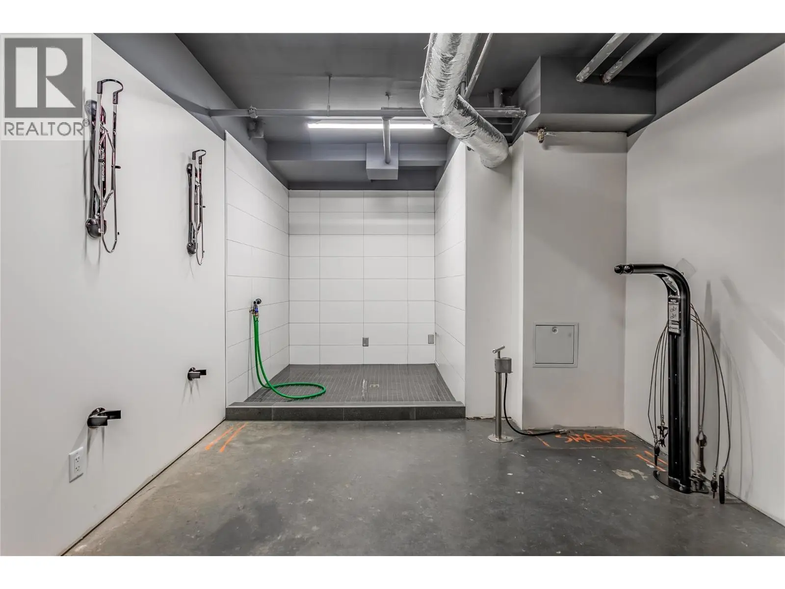 1220 Pacific Avenue Unit# 507. Kelowna, British Columbia