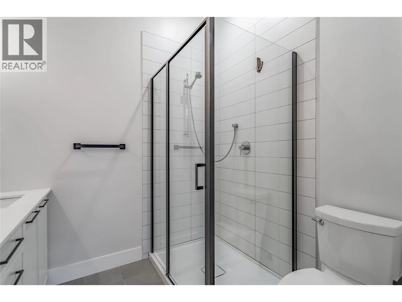 1220 Pacific Avenue Unit# 507. Kelowna, British Columbia