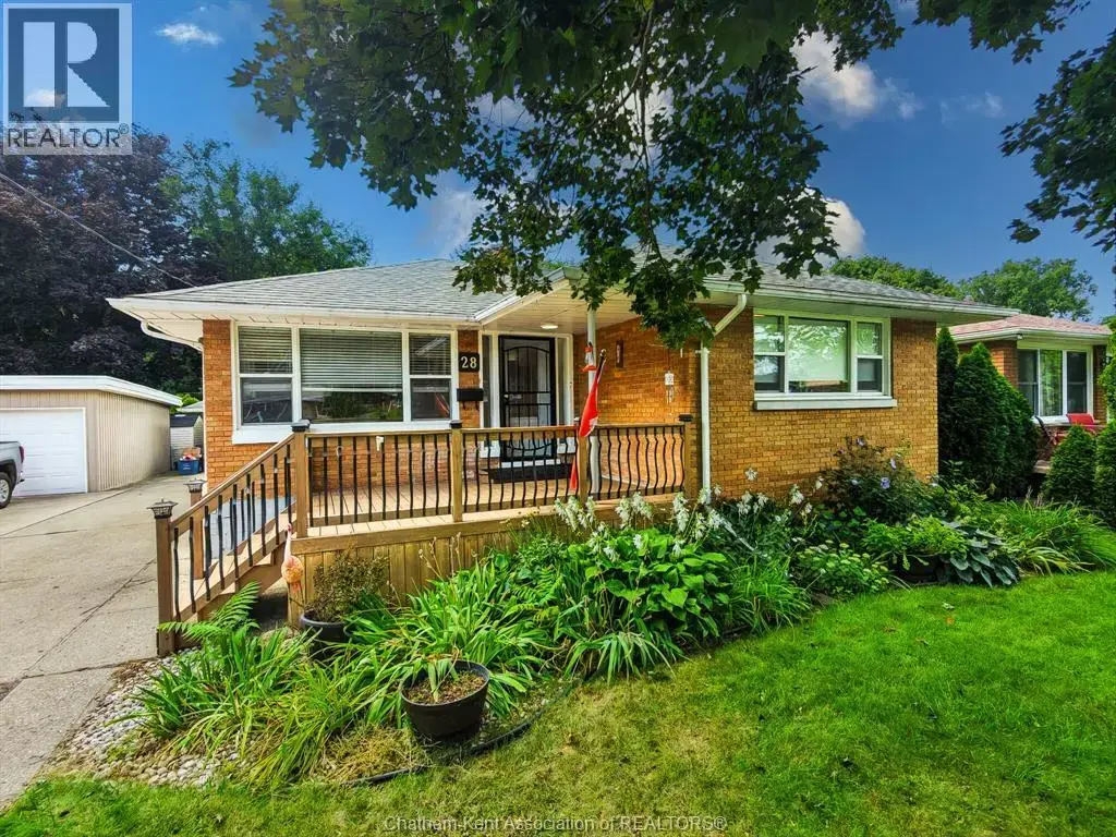 28 Woodland Avenue, Chatham