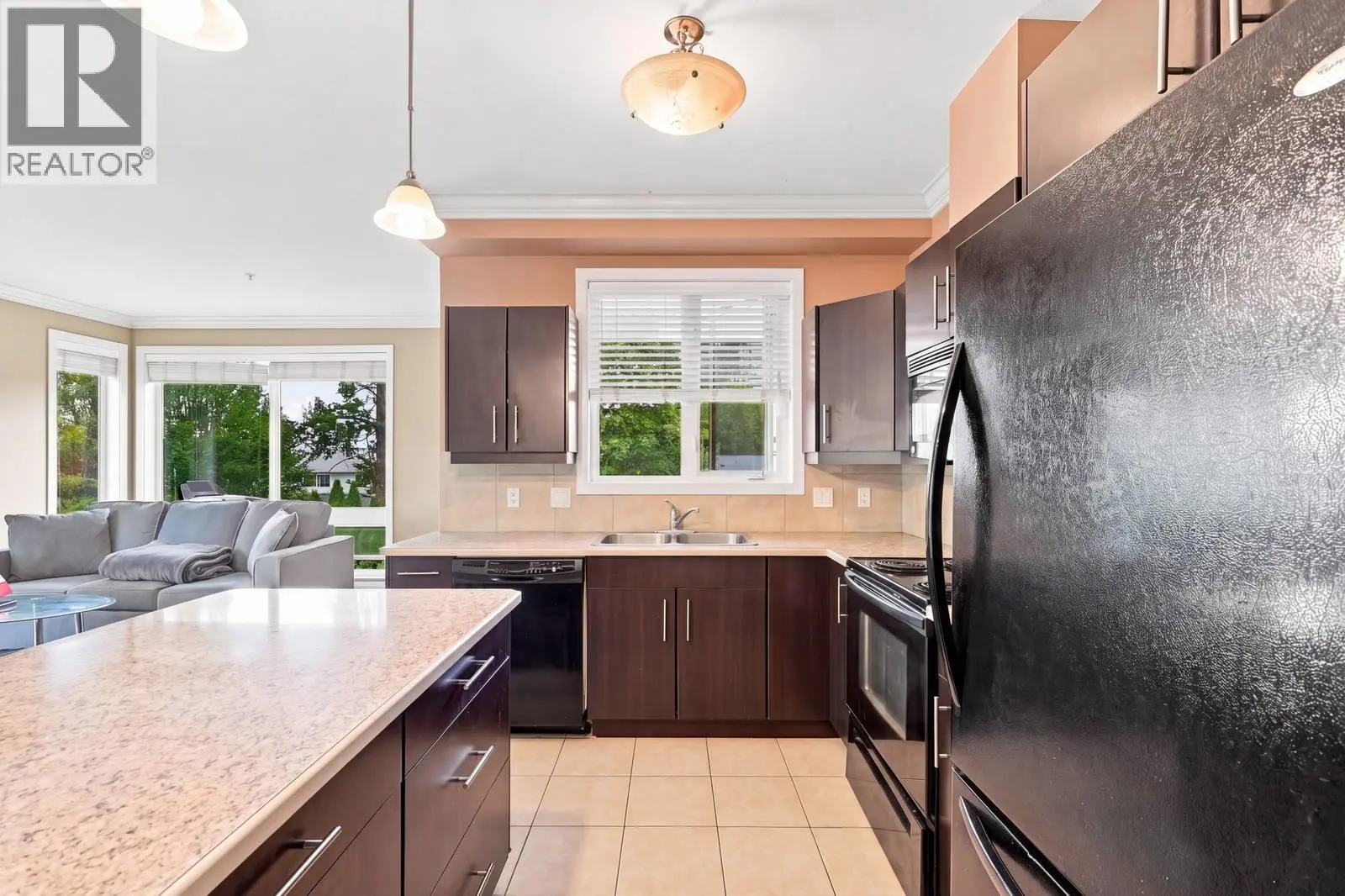 130 Barber Road Unit# 102. Kelowna, British Columbia