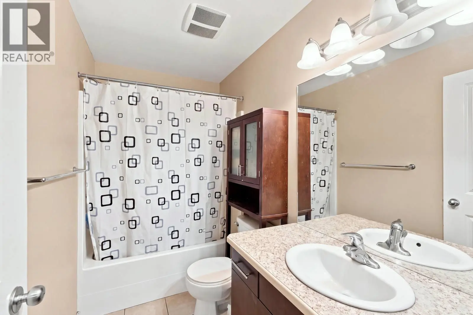 130 Barber Road Unit# 102. Kelowna, British Columbia
