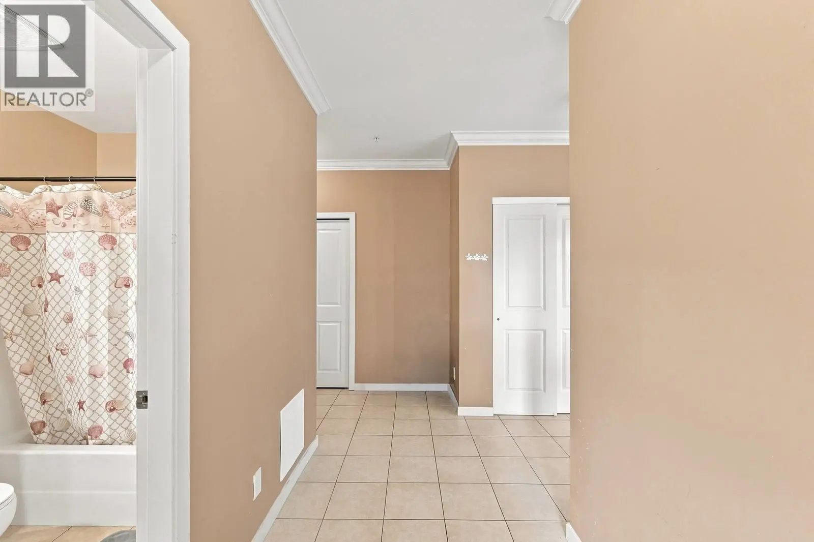 130 Barber Road Unit# 102. Kelowna, British Columbia