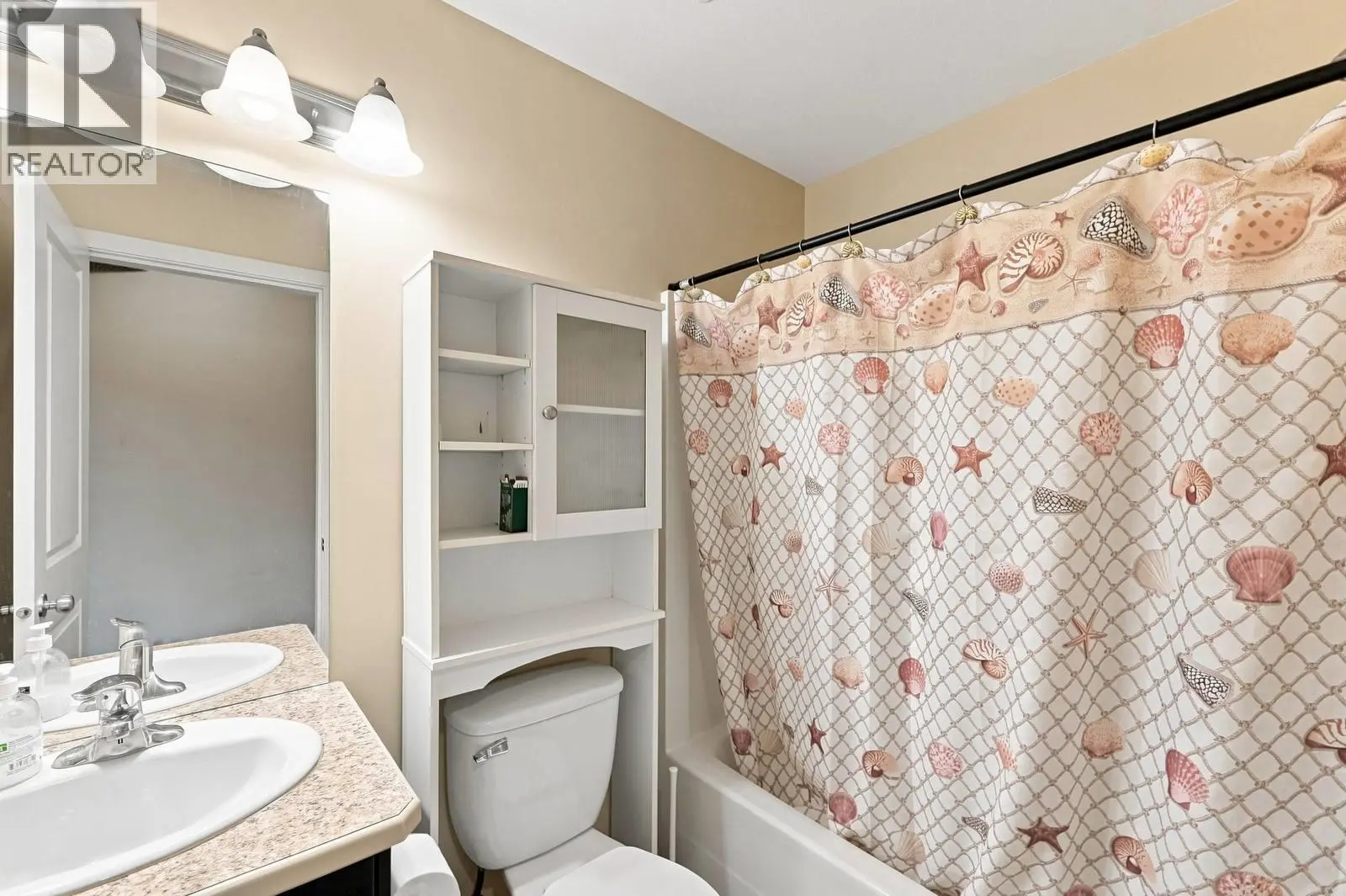 130 Barber Road Unit# 102. Kelowna, British Columbia