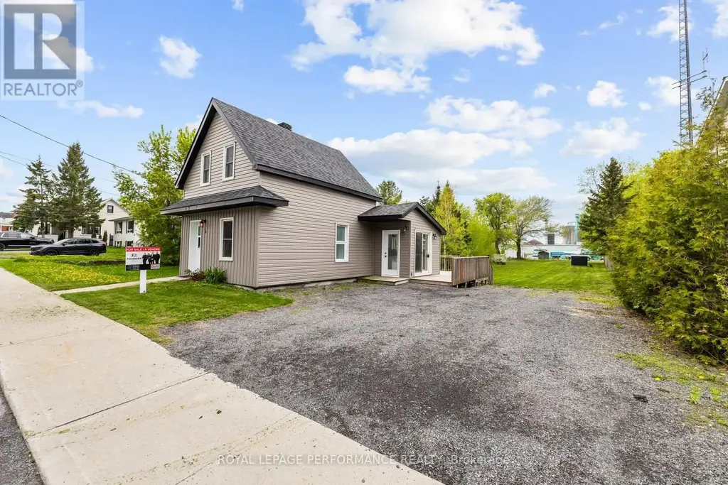6 Spring Street, North Glengarry