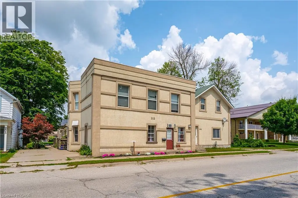 213 E Main Street, Palmerston