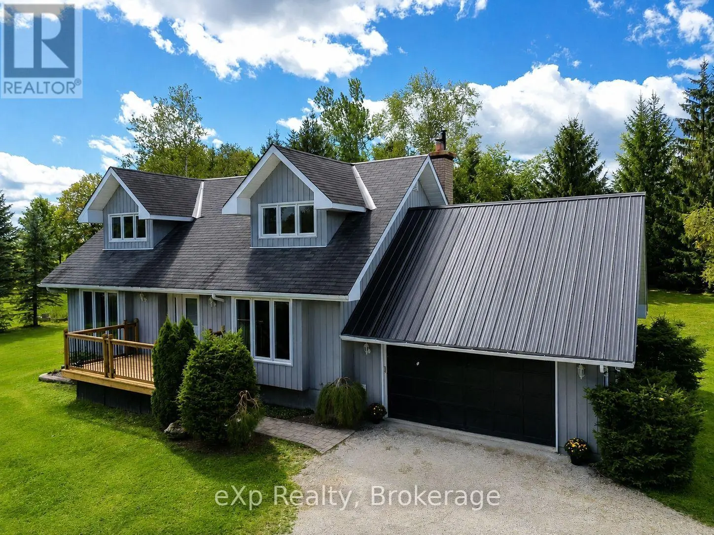 271 River Road, Grey Highlands
