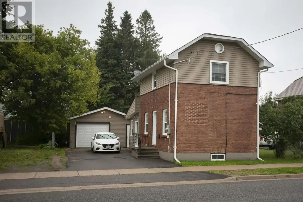 3 Henrietta Ave, Sault Ste. Marie