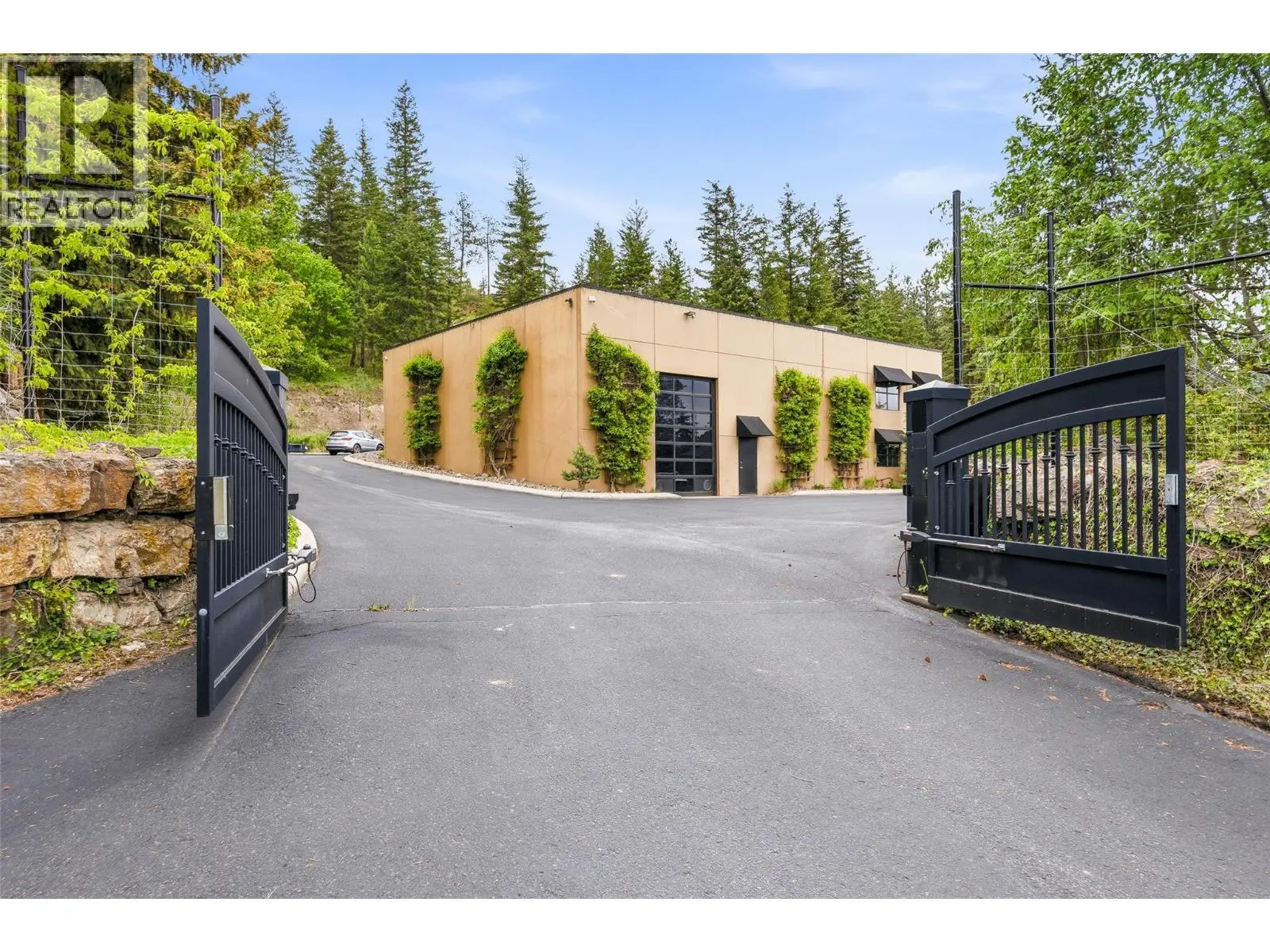 5757 Upper Booth Road N. Kelowna, British Columbia