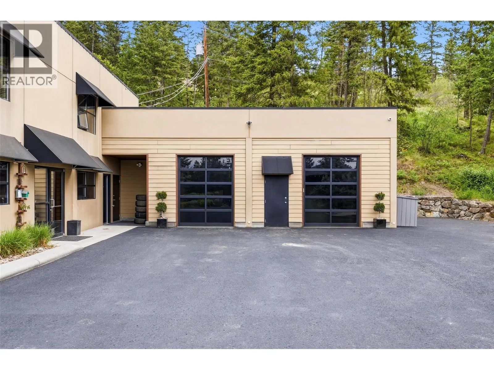 5757 Upper Booth Road N. Kelowna, British Columbia