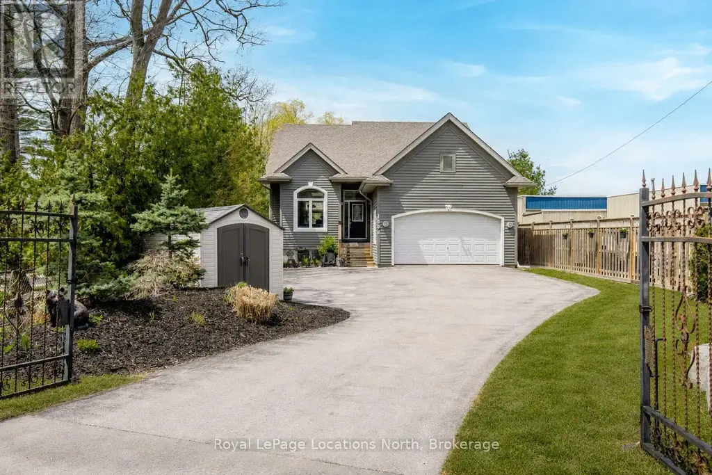 1094 River Road W, Wasaga Beach