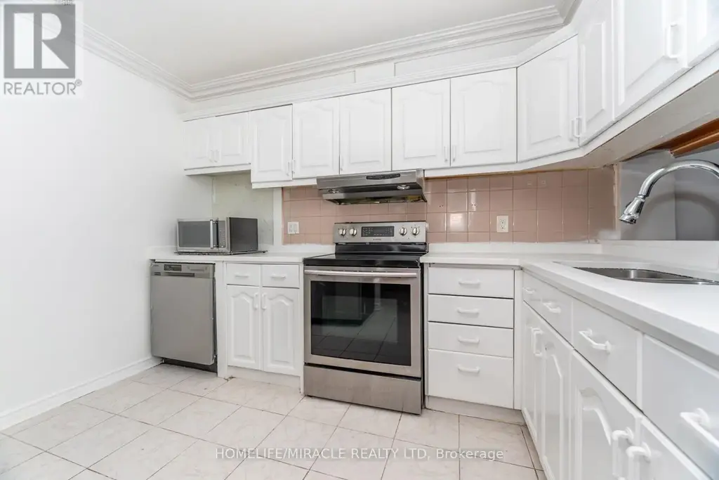 208 - 236 Albion Road, Toronto (Elms-Old Rexdale)