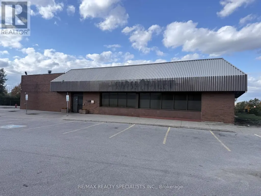 6430 Erin Mills Parkway, Mississauga (Meadowvale)