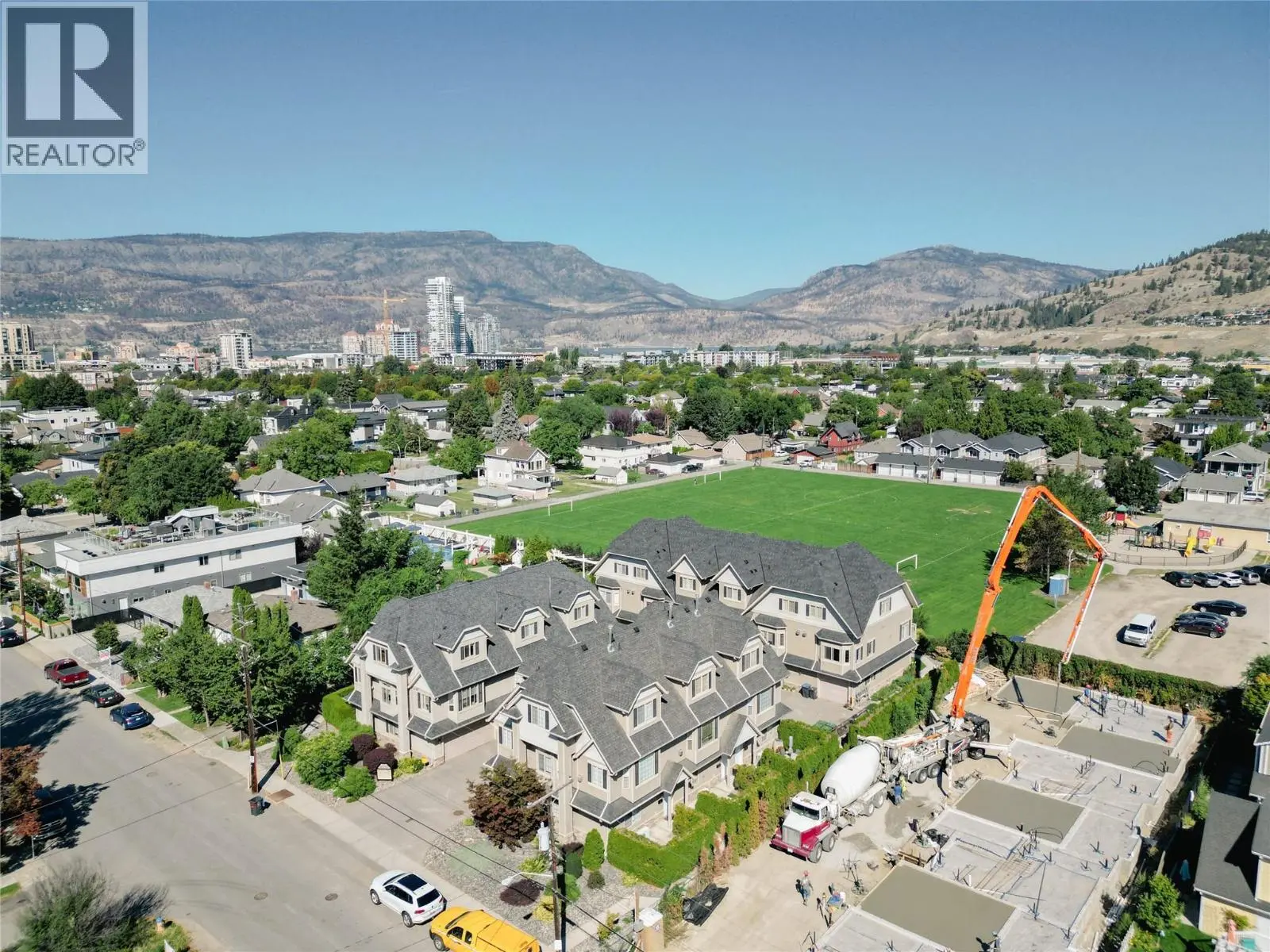 952 Lawson Avenue Unit# 101. Kelowna, British Columbia