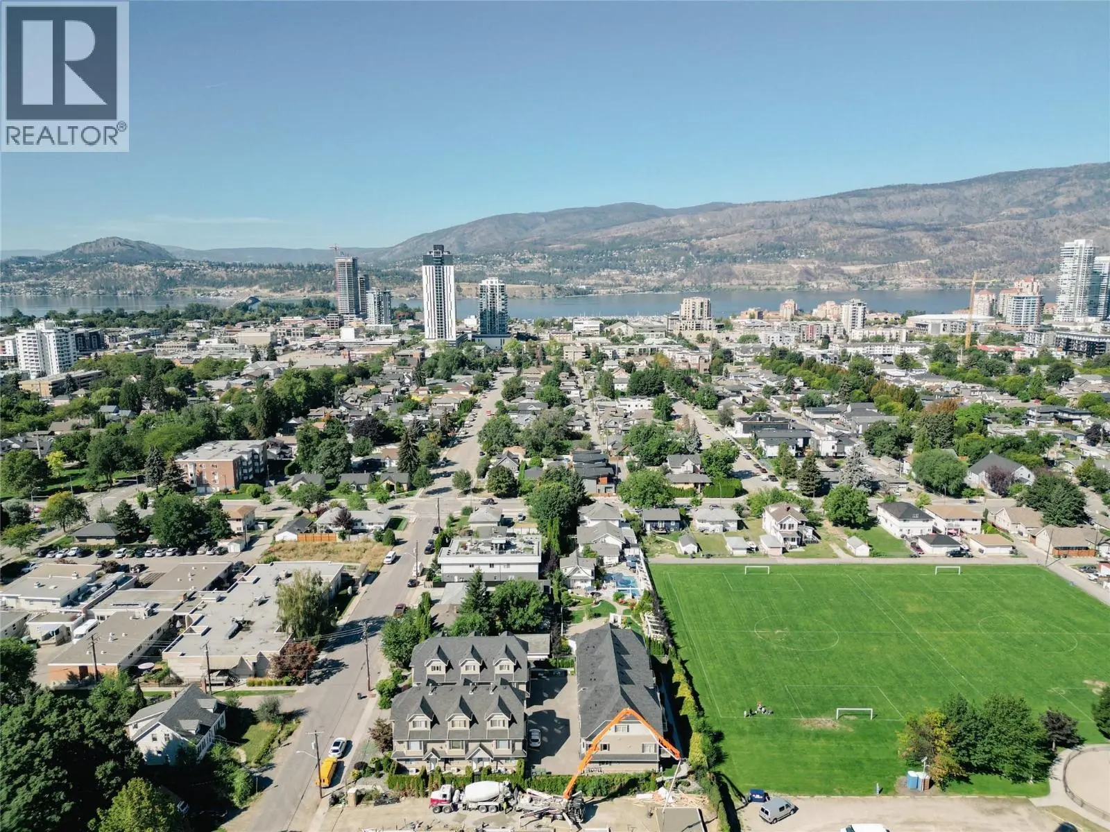 952 Lawson Avenue Unit# 101. Kelowna, British Columbia