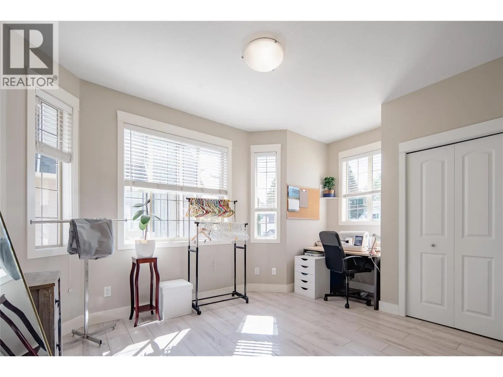 952 Lawson Avenue Unit# 101. Kelowna, British Columbia
