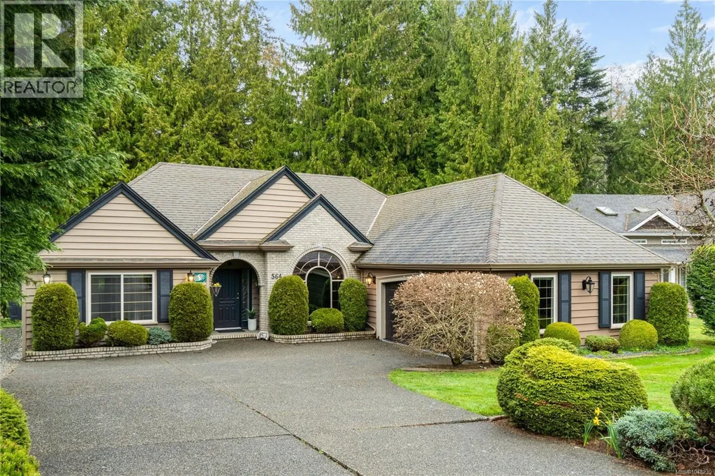 564 Hazelwood Pl, Qualicum Beach