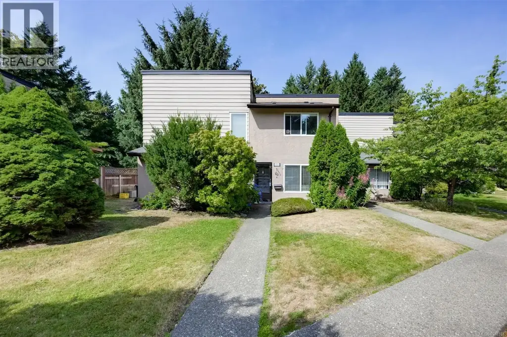 111 2860 Sooke Lake Rd, Langford