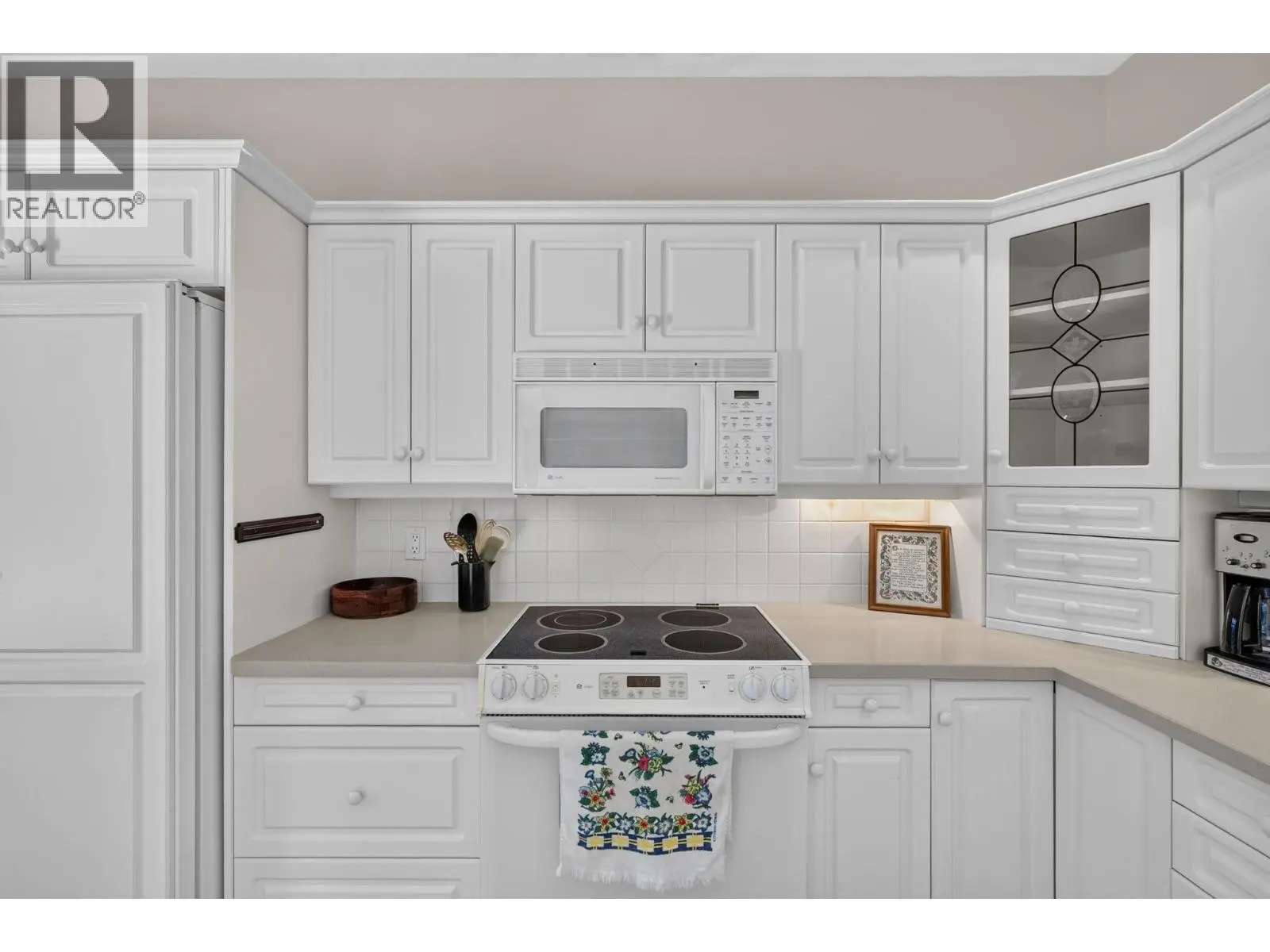 1986 Bowes Street Unit# 109. Kelowna, British Columbia