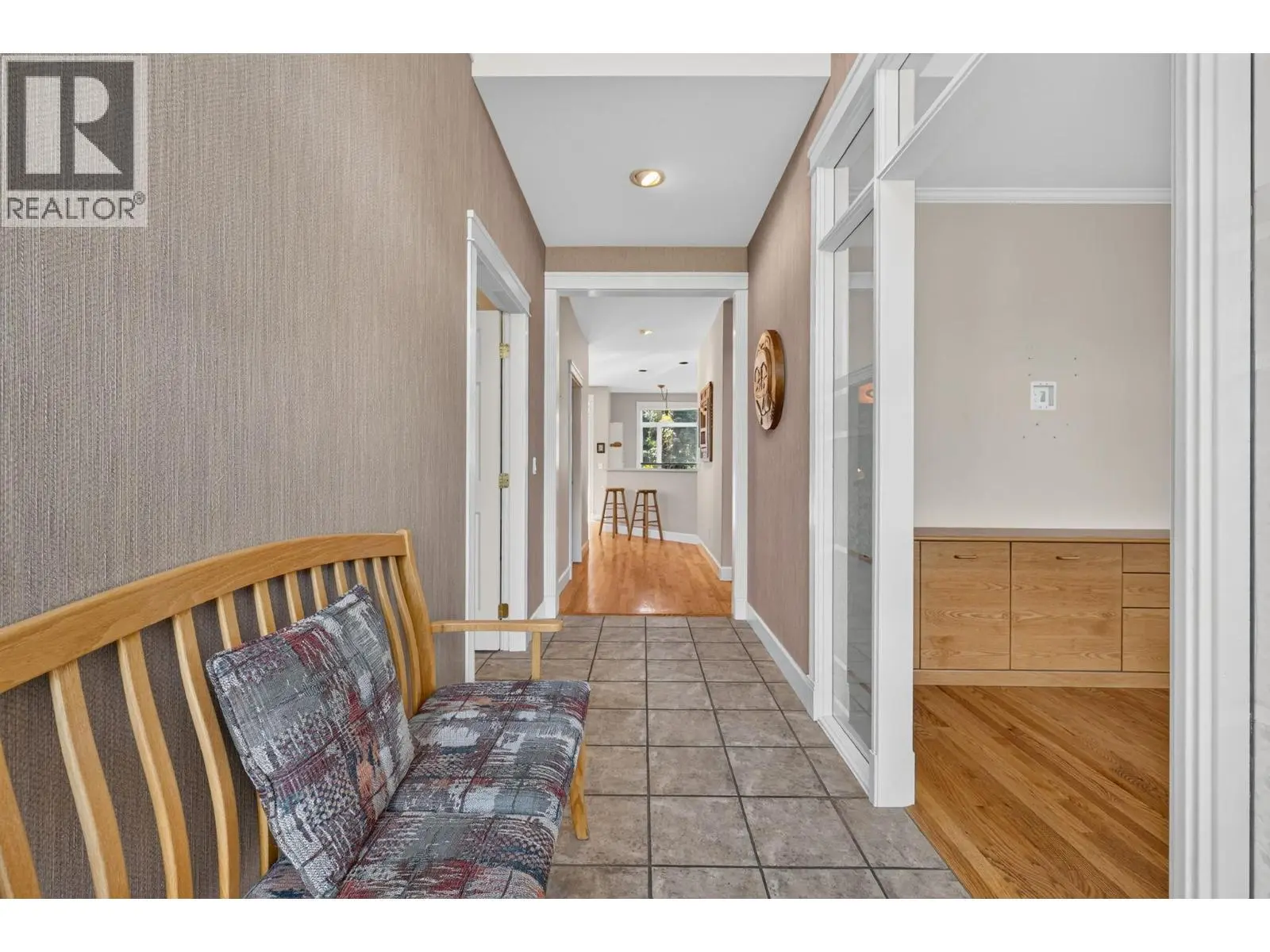 1986 Bowes Street Unit# 109. Kelowna, British Columbia