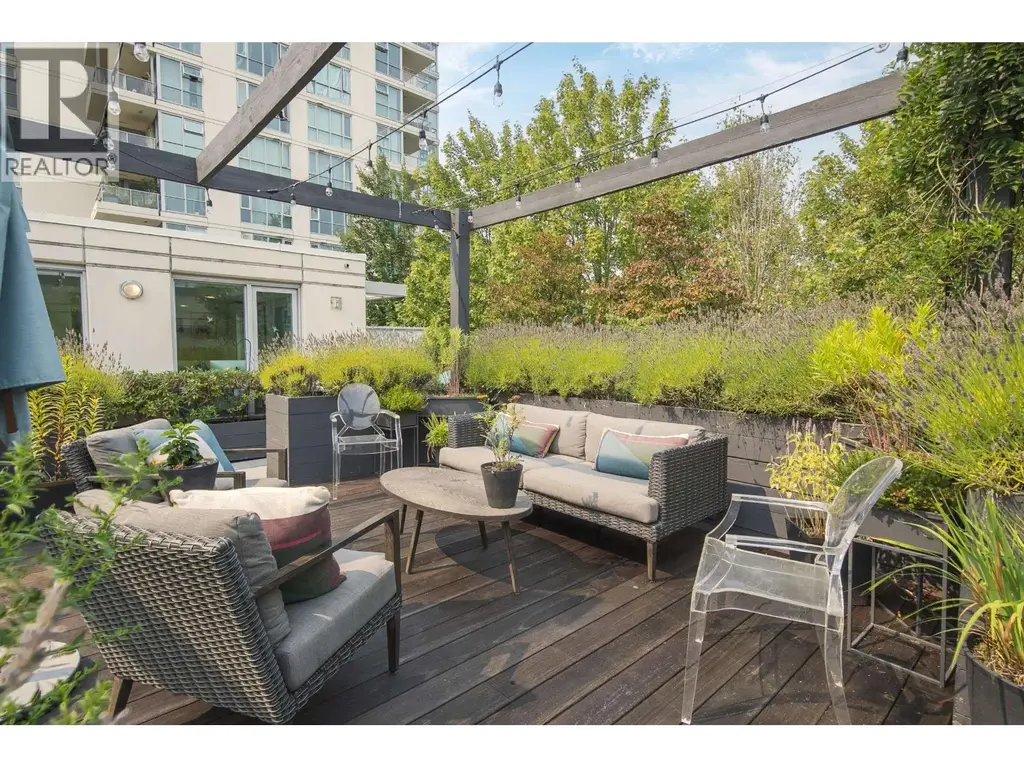 306 125 Milross Avenue, Vancouver