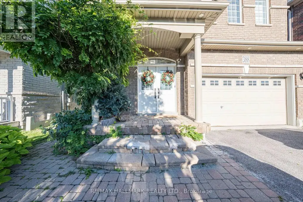 #main - 388 Kwapis Boulevard, Newmarket (Woodland Hill)