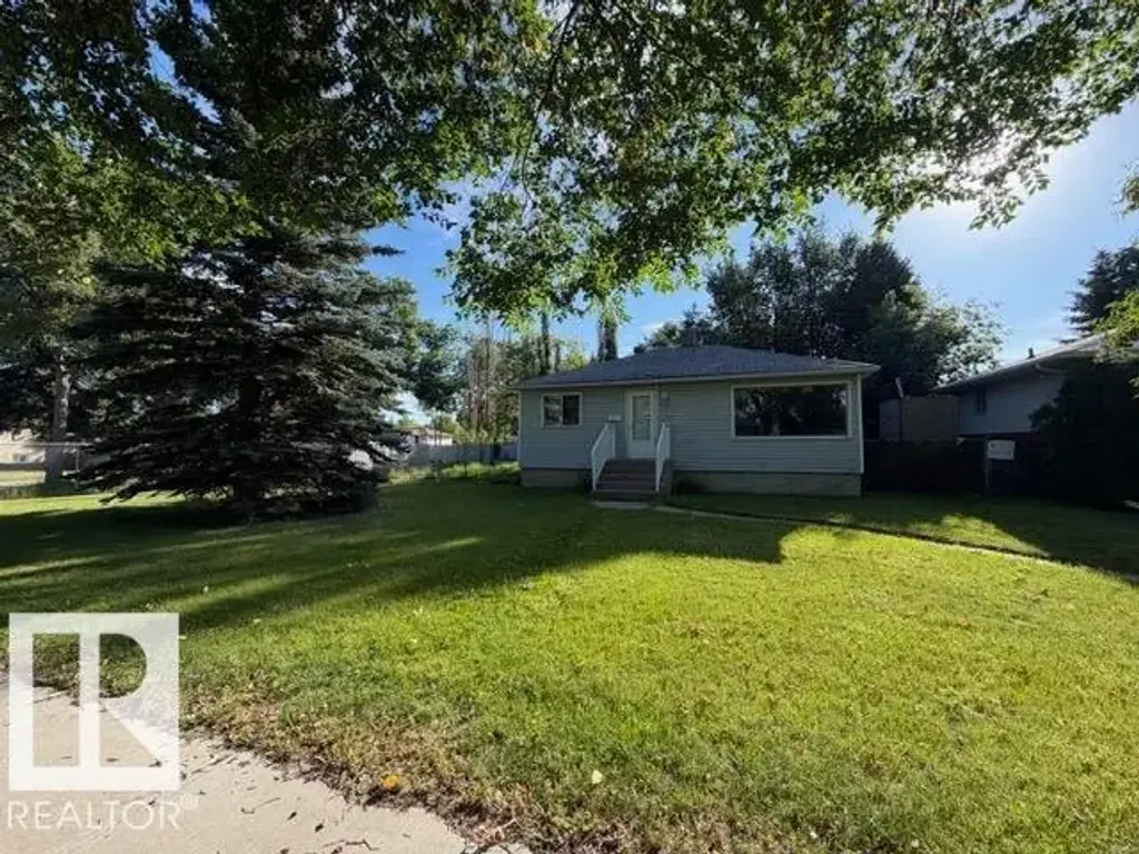 12245 81 St Nw Nw, Edmonton