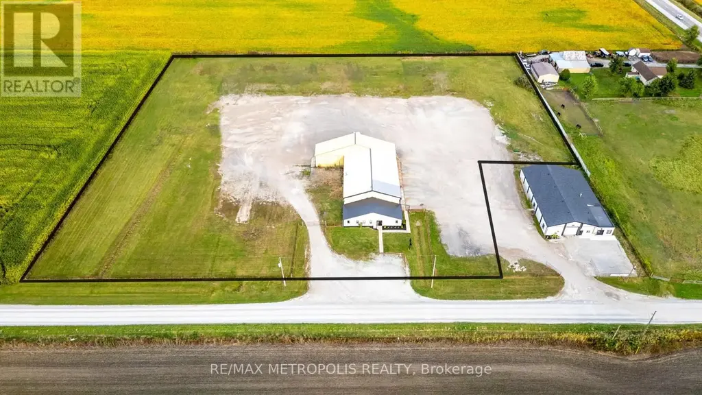 4216 Waterworks Road, Petrolia