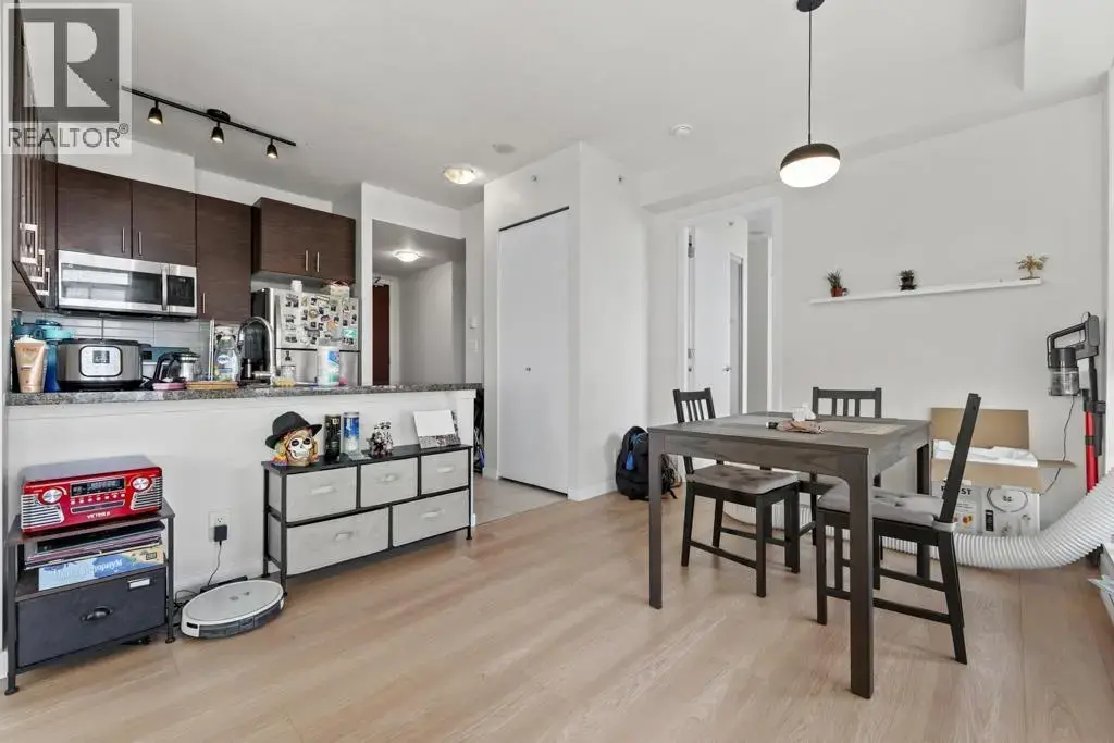 2501 2355 Madison Avenue, Burnaby