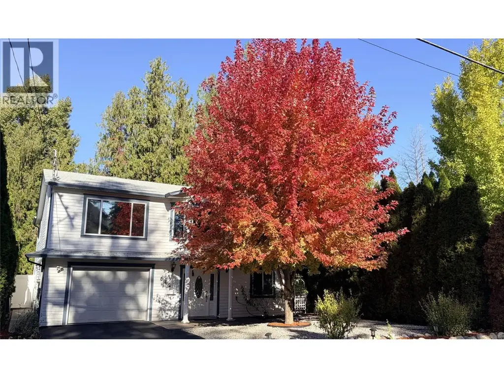842 Raymer Road, Kelowna