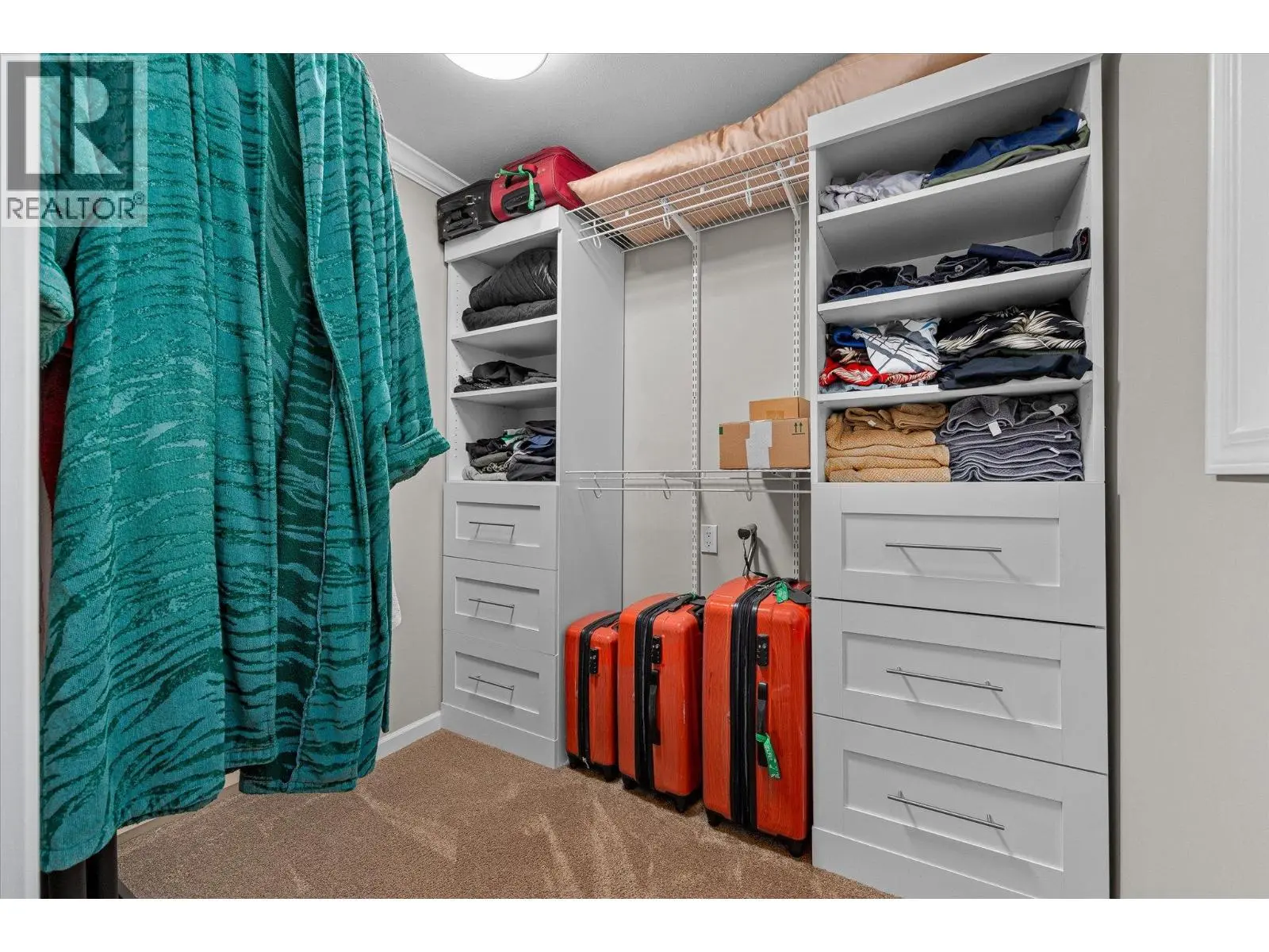 842 Raymer Road. Kelowna, British Columbia