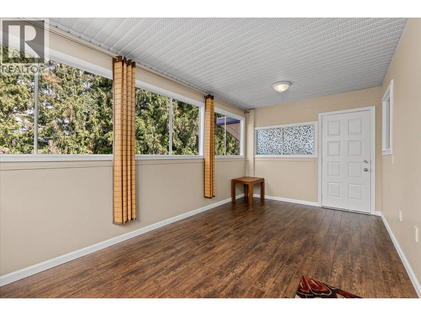 842 Raymer Road. Kelowna, British Columbia