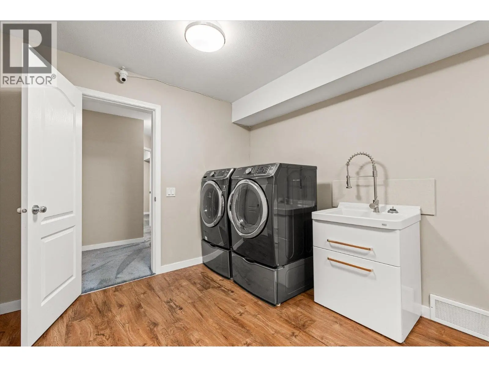 842 Raymer Road. Kelowna, British Columbia