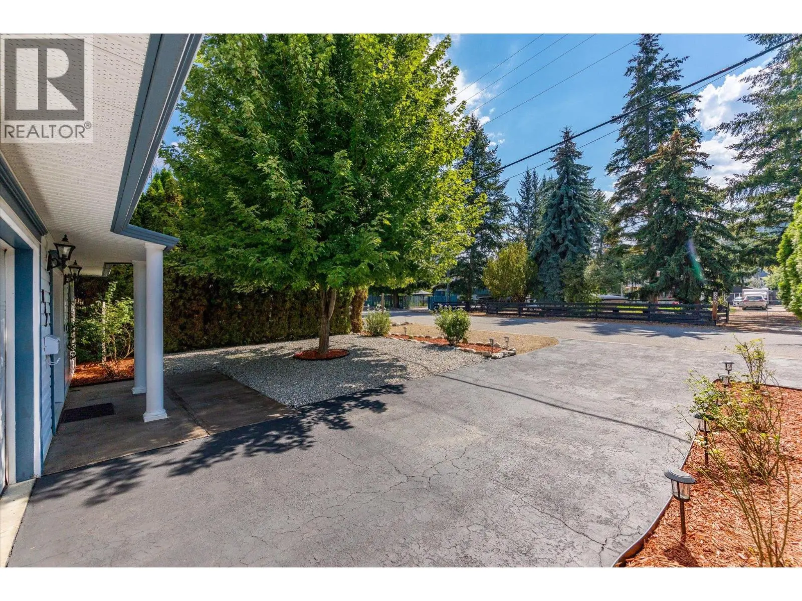 842 Raymer Road. Kelowna, British Columbia