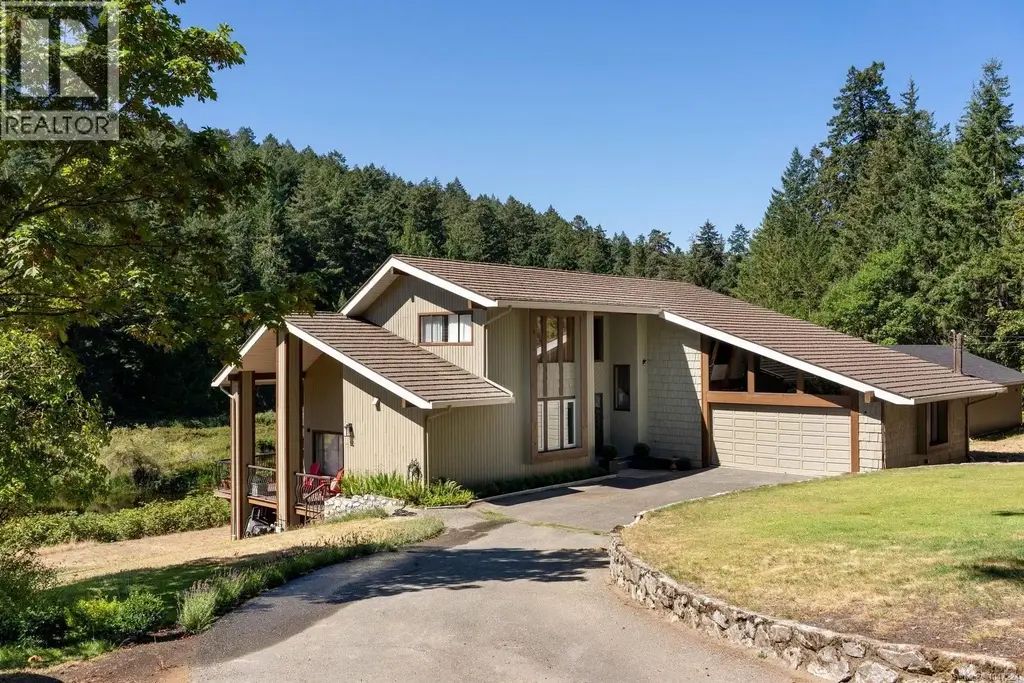 5320 Old West Saanich Rd, Saanich