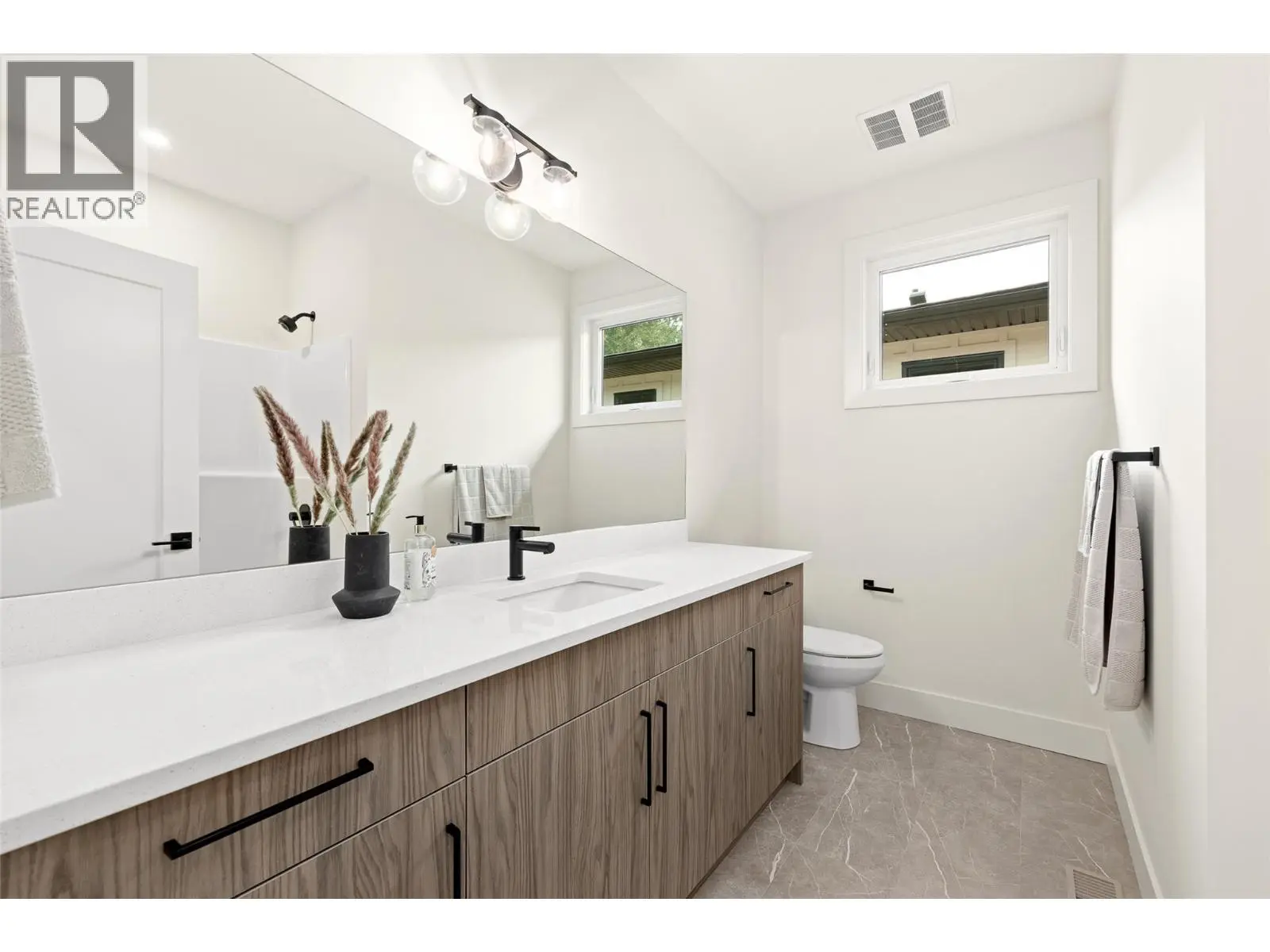 912 Bull Crescent. Kelowna, British Columbia
