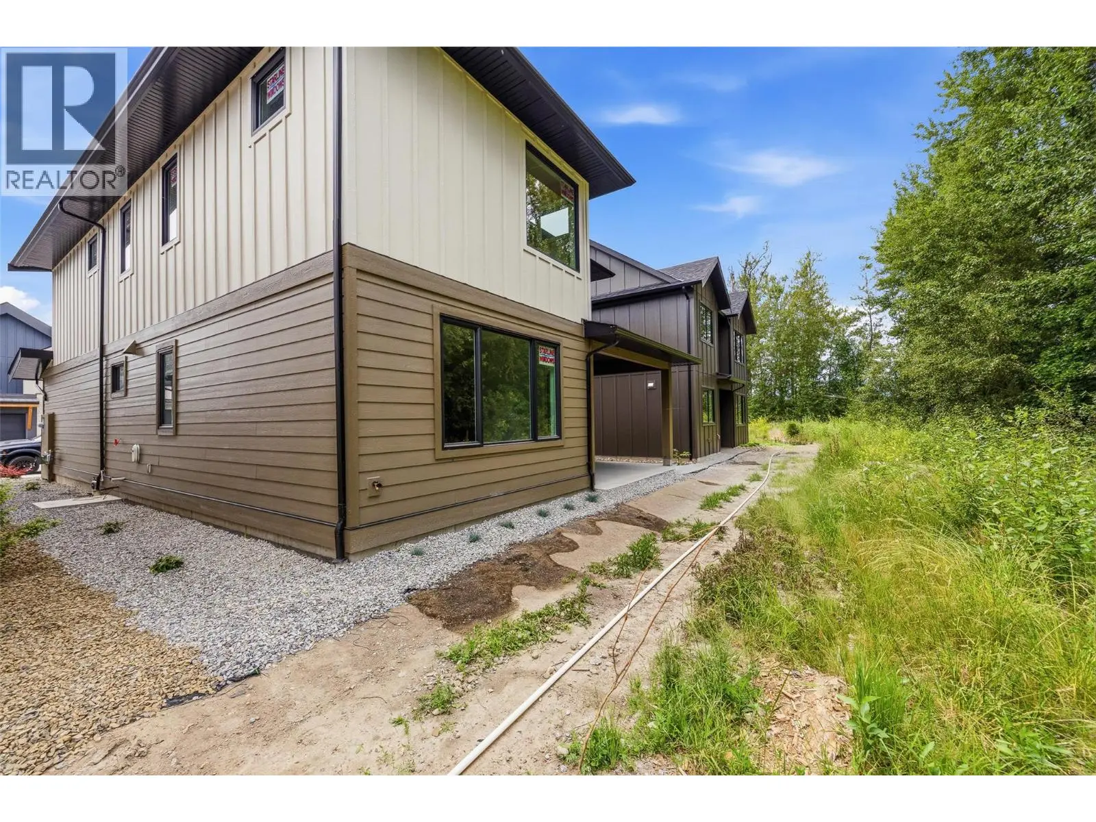 912 Bull Crescent. Kelowna, British Columbia