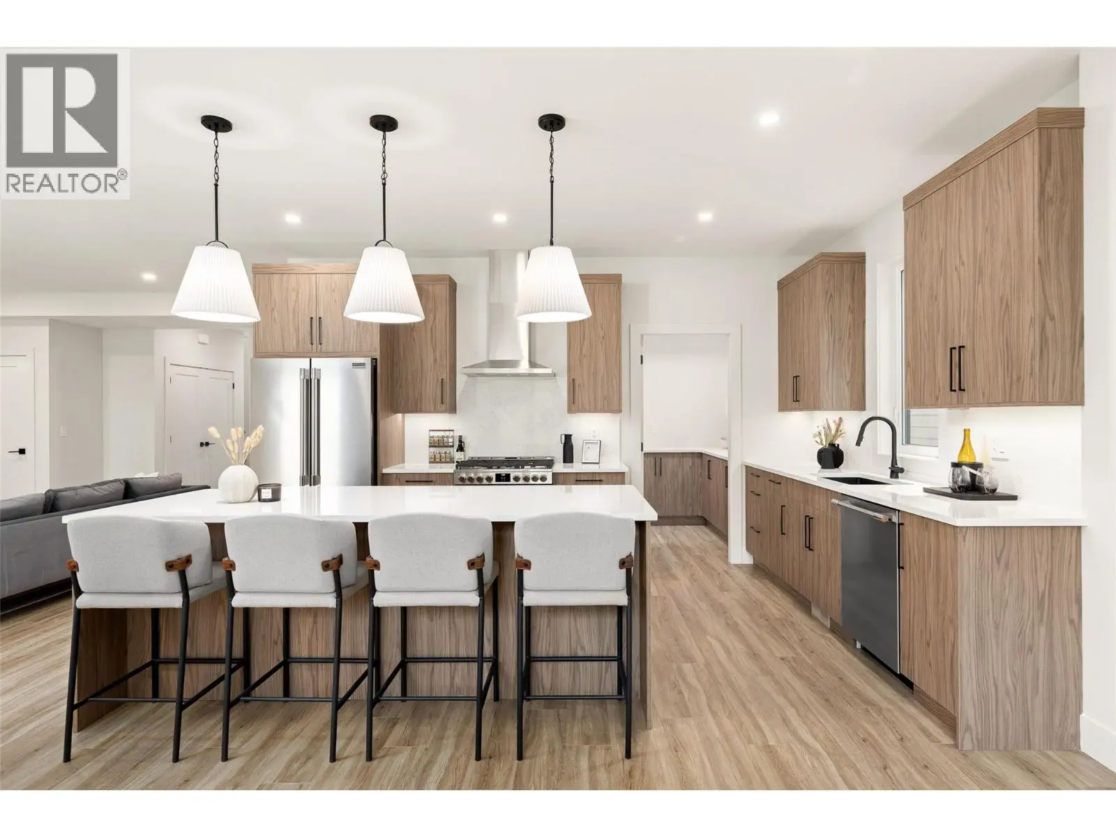912 Bull Crescent. Kelowna, British Columbia