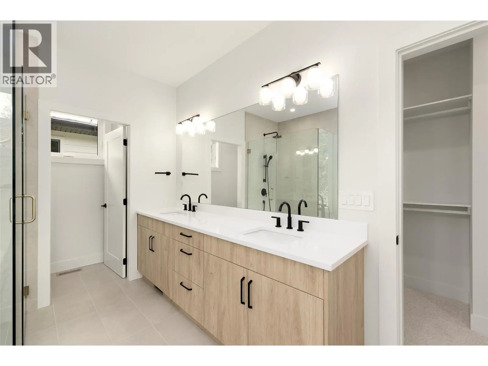 908 Bull Crescent. Kelowna, British Columbia