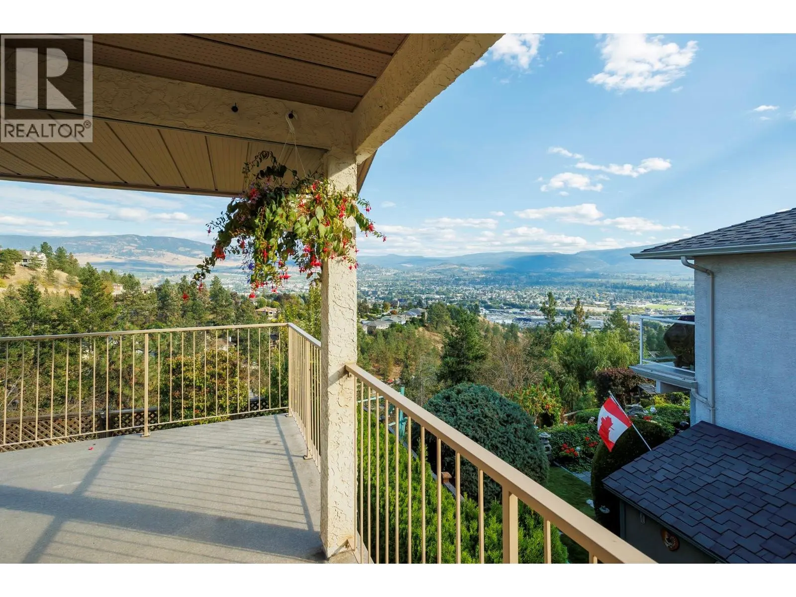 933 Purcell Drive. Kelowna, British Columbia