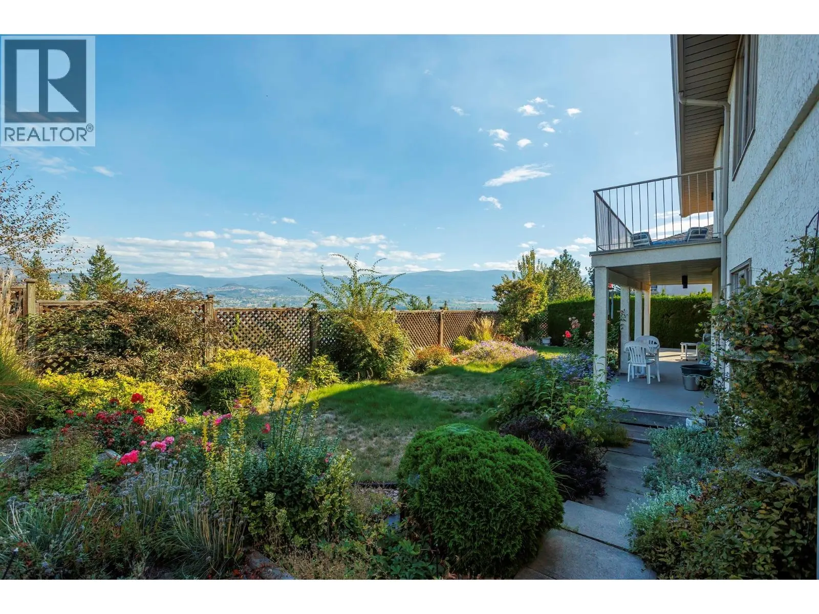 933 Purcell Drive. Kelowna, British Columbia