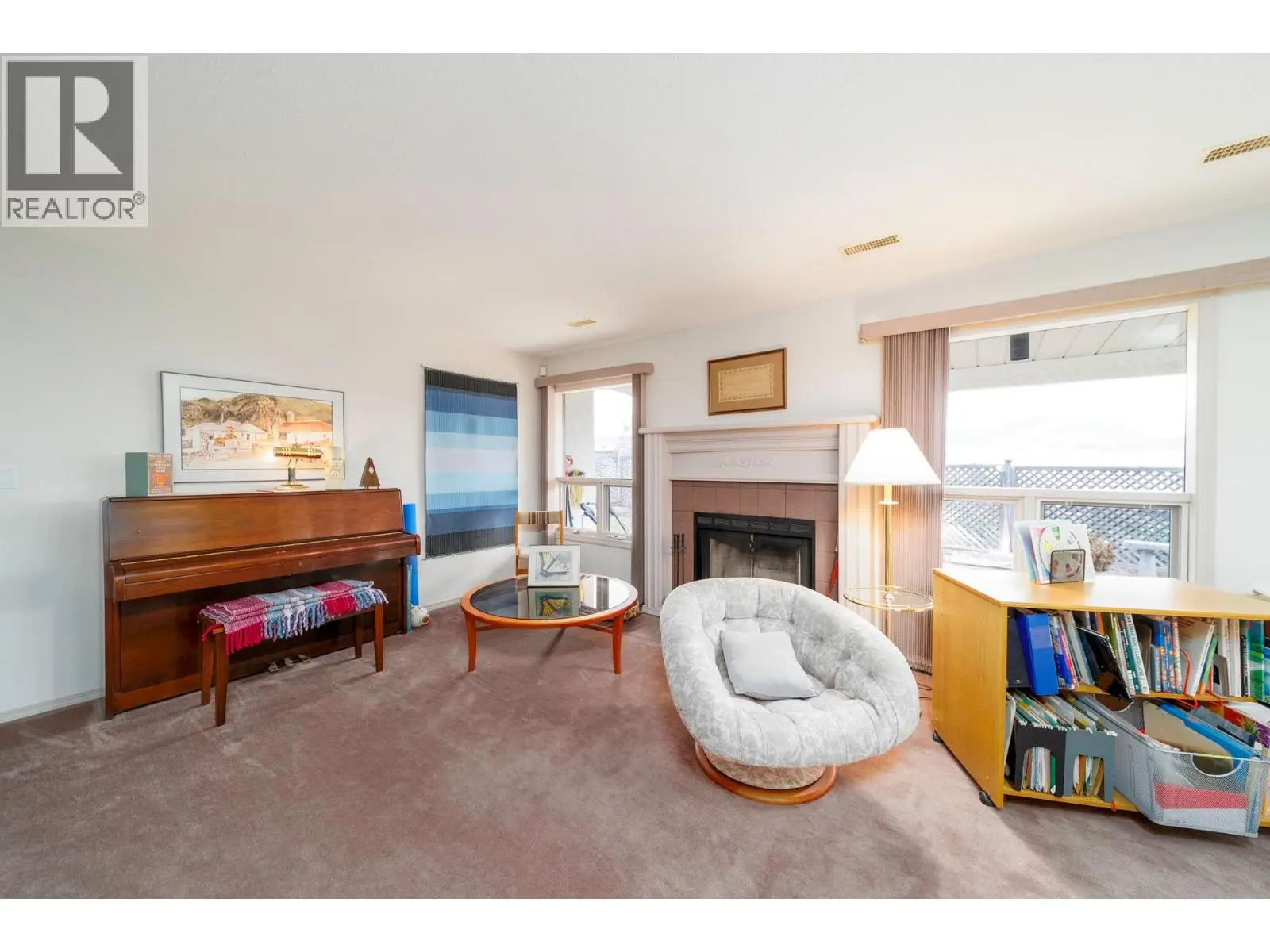 933 Purcell Drive. Kelowna, British Columbia