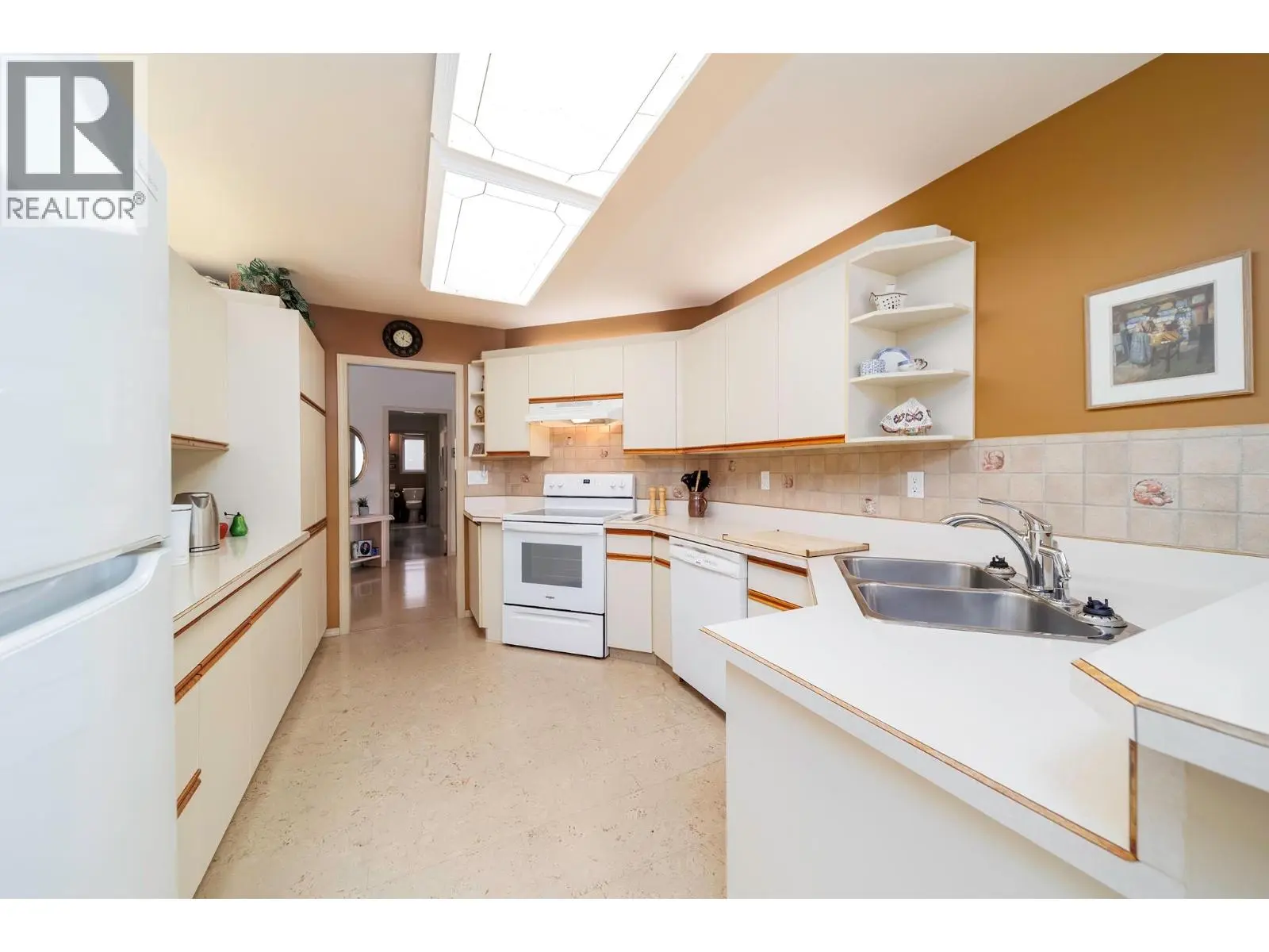 933 Purcell Drive. Kelowna, British Columbia